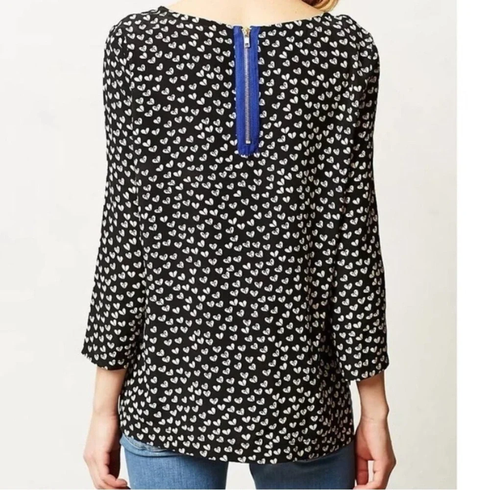 Maeve Anthropologie Sz Small Women’s Black White Linosa Heart Print Silk Blouse